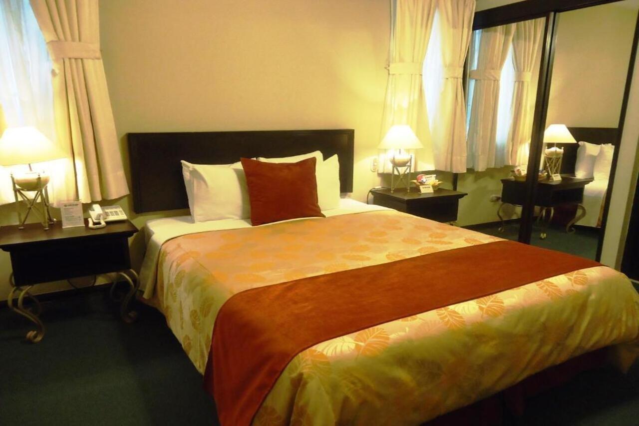 Leon De Oro Inn & Suites Distretto di Distretto di Lima Esterno foto