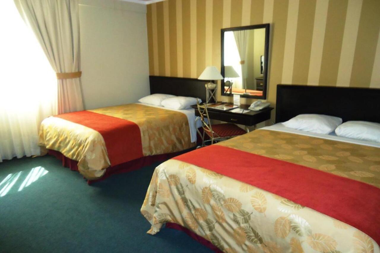 Leon De Oro Inn & Suites Distretto di Distretto di Lima Esterno foto