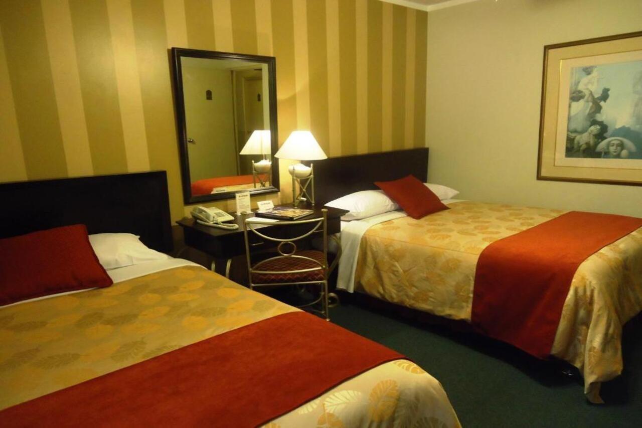 Leon De Oro Inn & Suites Distretto di Distretto di Lima Esterno foto