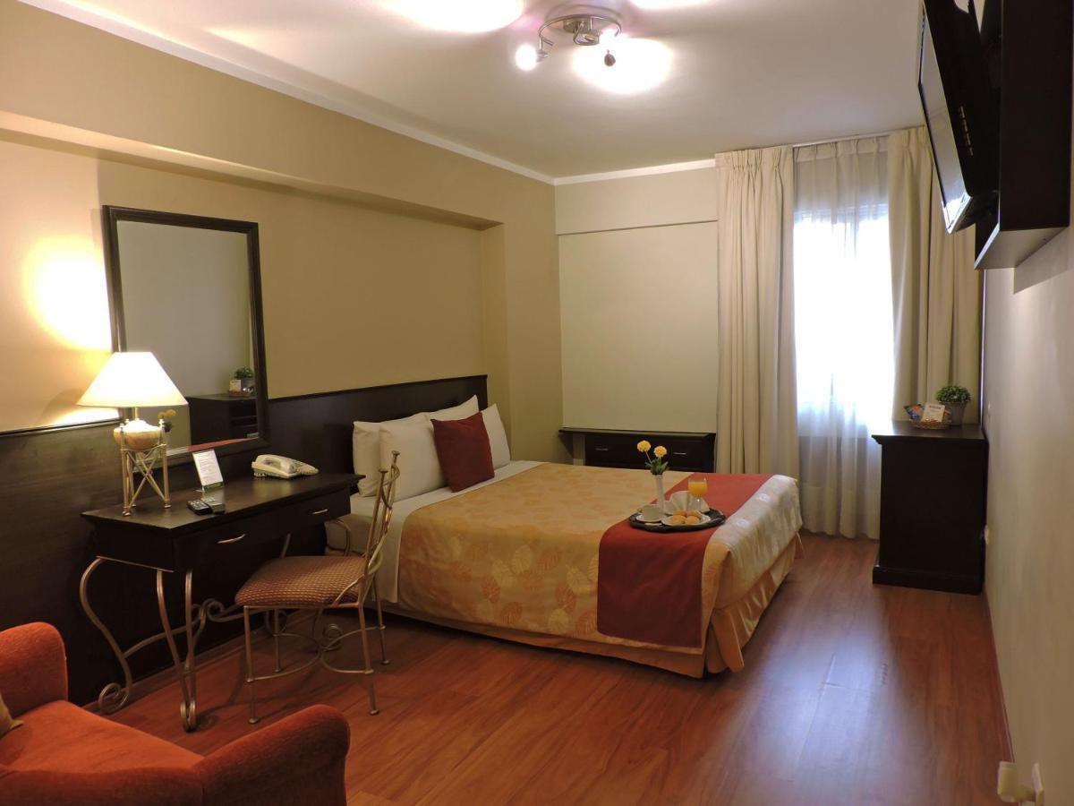 Leon De Oro Inn & Suites Distretto di Distretto di Lima Esterno foto